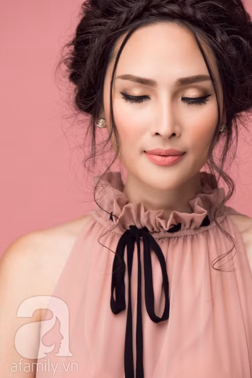 vai buoc co ban de co lop trang diem tu nhien trong suot va hop thoi tiet thu