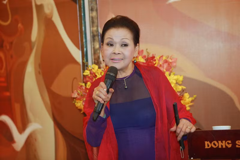 khanh ly nguoi nao lay trinh cong son se kho suot doi