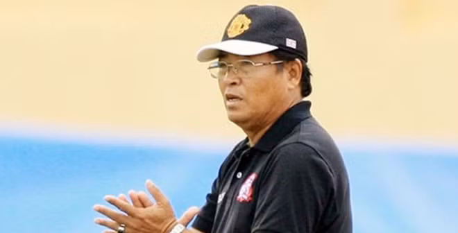 cai ket dang cho nguoi co bam tru o clb mang tai tieng ban do
