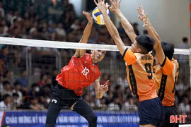 4 đội xuất sắc lọt vào bán kết Giải Bóng chuyền nam thanh niên Hà Tĩnh