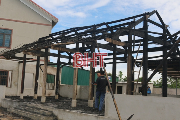 Sợ bị cạnh tranh, nửa đêm châm lửa đốt quán ăn “hàng xóm”