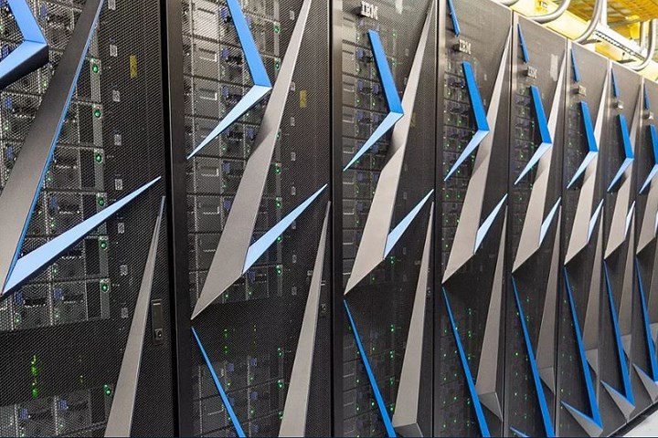 Summit siêu máy tính nhanh nhất thế giới trị giá 200 triệu USD