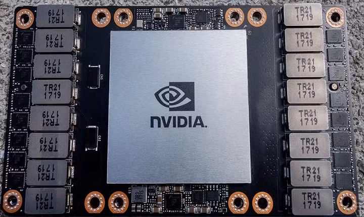 Summit siêu máy tính nhanh nhất thế giới trị giá 200 triệu USD