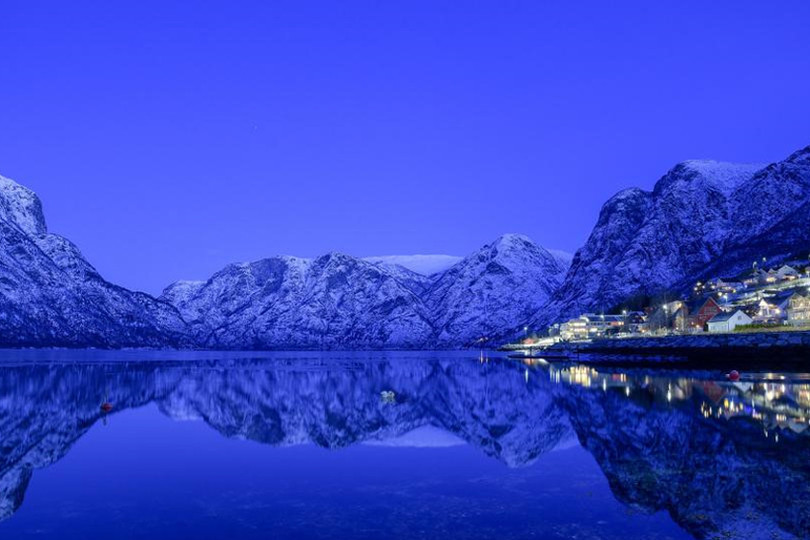 Khung cảnh ngoạn mục của các dãy núi trên thế giới ảnh 11 Khung cảnh ngoạn mục của các dãy núi trên thế giới