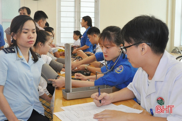 Hà Tĩnh tôn vinh 20 cá nhân hiến máu tiêu biểu năm 2018