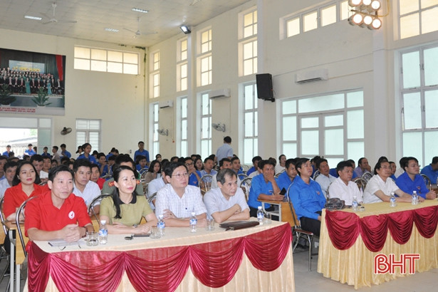 Hà Tĩnh tôn vinh 20 cá nhân hiến máu tiêu biểu năm 2018