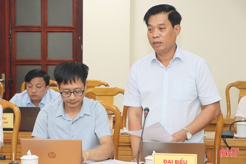 Chi cục trưởng Chi cục Hải quan khu vực XI Bùi Thanh San báo cáo kết quả bước đầu triển khai đợt cao điểm. bqbht_br_12121212.jpg