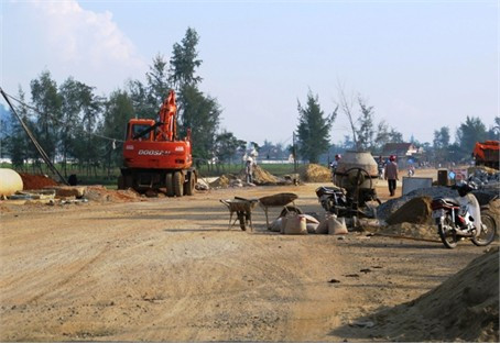 Đường lớn đang mở trên quê hương Lộc Hà