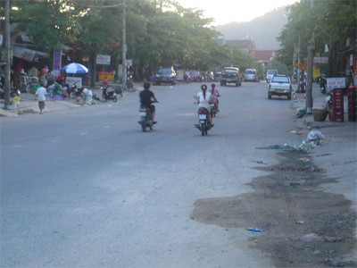 Có điều kiện để phát triển kinh tế nhưng thị trấn Tây Sơn cũng đối mặt với thách thức về an ninh trật tự. Ảnh: qdnd Có điều kiện để phát triển kinh tế nhưng thị trấn Tây Sơn cũng đối mặt với thách thức về an ninh trật tự. Ảnh: qdnd