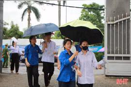 Có nên tách kỳ thi tốt nghiệp THPT và đại học?