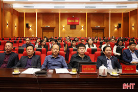 Khai giảng khoá bồi dưỡng kiến thức lý luận chính trị cho cán bộ, giảng viên