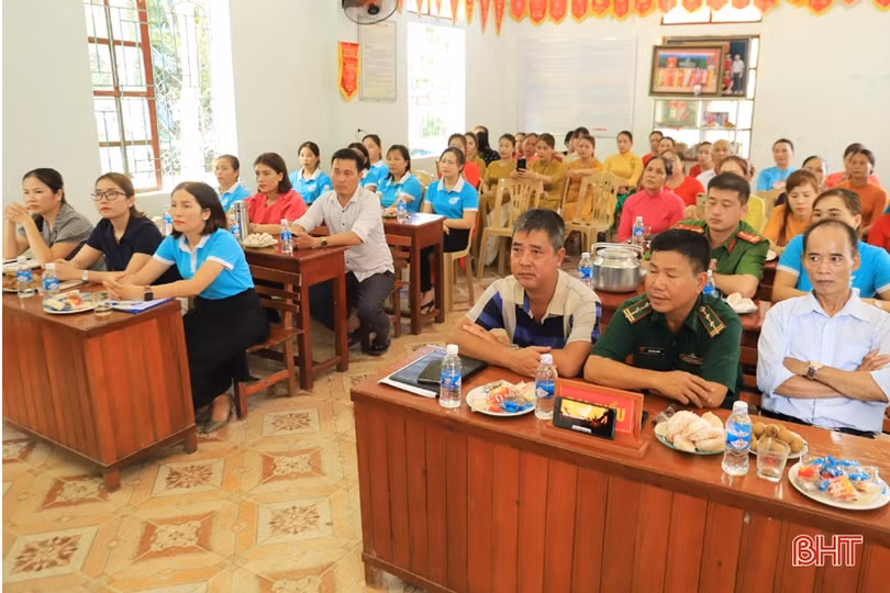 Ra mắt CLB “Sống tốt đời đẹp đạo” ở xã biên giới Hà Tĩnh