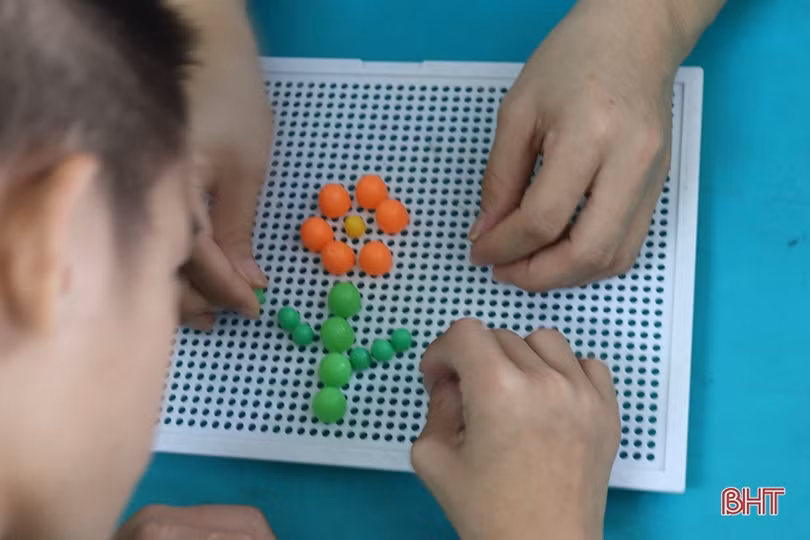 “Người mẹ thứ hai” trong ngôi trường hạnh phúc ở Hà Tĩnh