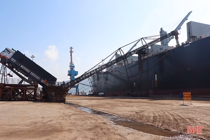 Hà Tĩnh “cán mốc” 7.500 tỷ đồng thuế xuất nhập khẩu