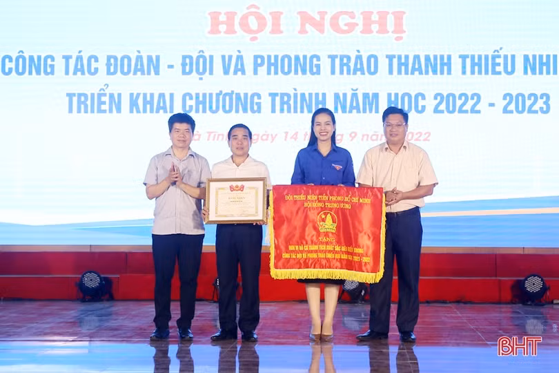 Tiếp tục tập trung cao cho công tác giáo dục đoàn viên, đội viên, thanh thiếu nhi trường học
