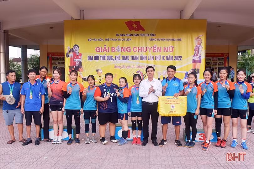 Hương Khê vô địch Giải Bóng chuyền nữ Đại hội TDTT Hà Tĩnh