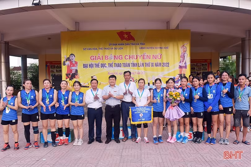 Hương Khê vô địch Giải Bóng chuyền nữ Đại hội TDTT Hà Tĩnh