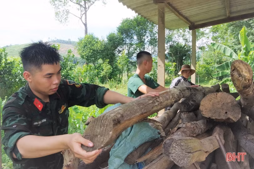 40 cán bộ, chiến sỹ Trung đoàn 841 giúp xã Hương Lâm xây dựng nông thôn mới