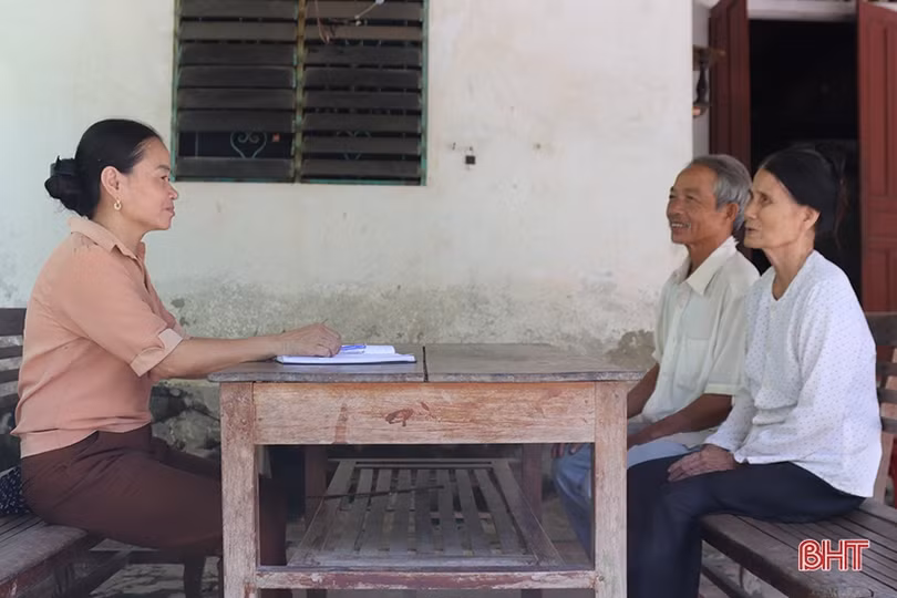 Nữ bí thư chi bộ thôn vùng giáo gần dân, sâu sát cơ sở