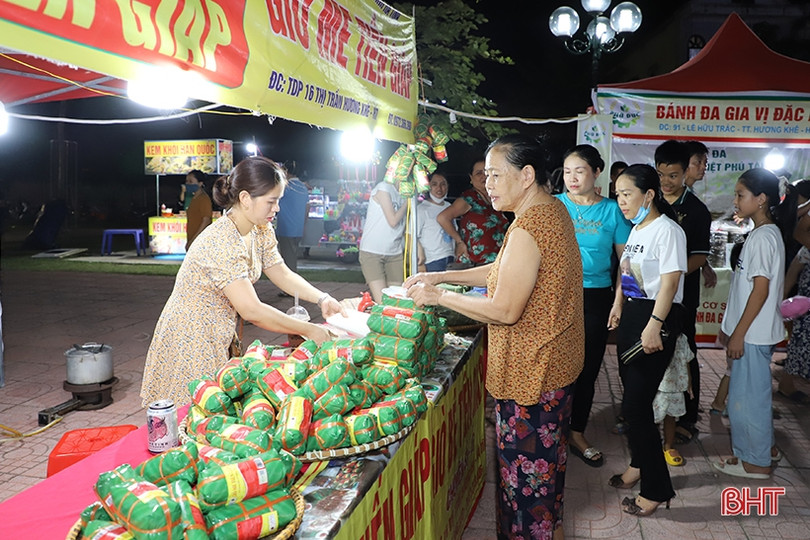 Phiên chợ quảng bá sản phẩm công nghiệp nông thôn tiêu biểu và sản phẩm OCOP Hà Tĩnh