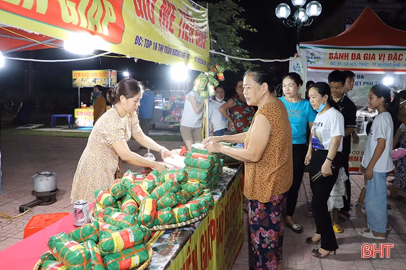 Phiên chợ quảng bá sản phẩm công nghiệp nông thôn tiêu biểu và sản phẩm OCOP Hà Tĩnh