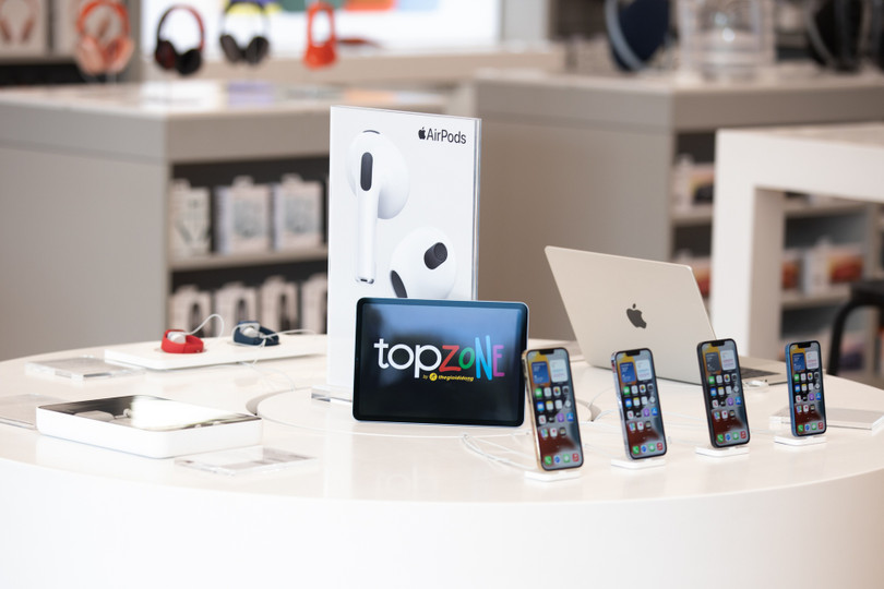 Giá iPhone 14 ra sao so với thu nhập của người Việt