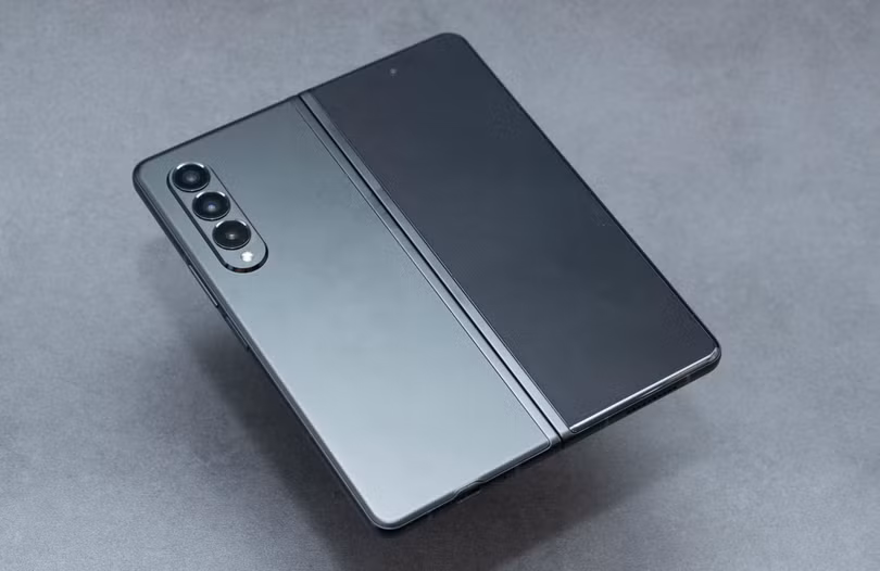 Điện thoại Apple và Samsung đồng loạt giảm giá