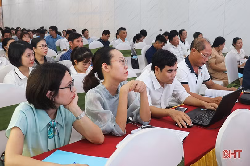 Hướng dẫn áp dụng pháp luật tiếp cận thông tin ở cấp cơ sở cho công chức tư pháp Hà Tĩnh