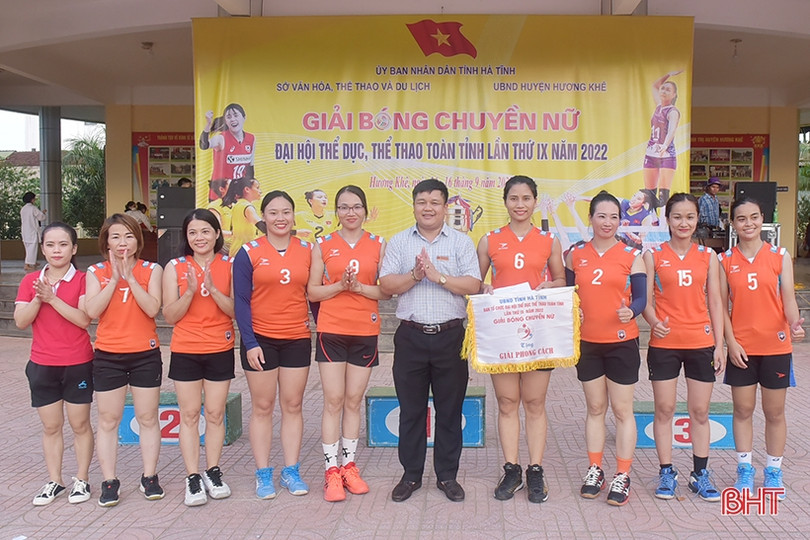 Hương Khê vô địch Giải Bóng chuyền nữ Đại hội TDTT Hà Tĩnh
