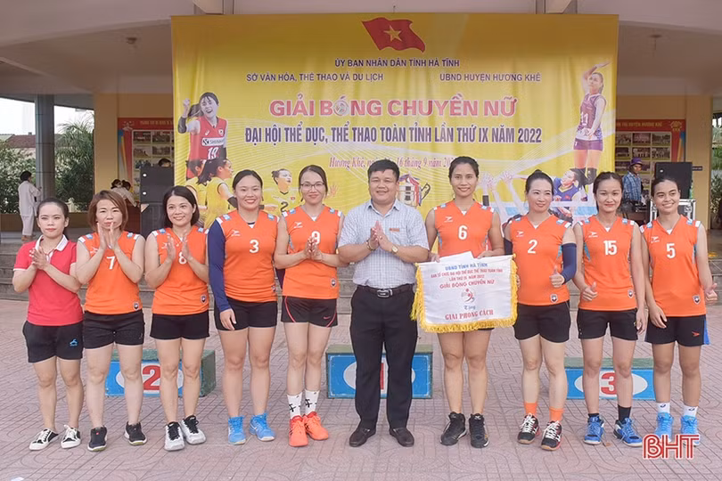 Hương Khê vô địch Giải Bóng chuyền nữ Đại hội TDTT Hà Tĩnh