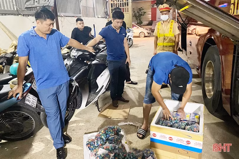 Công an Hương Sơn khởi tố đối tượng vận chuyển gần 100 kg pháo