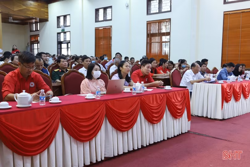 6 tác phẩm đạt giải cuộc thi “Lan tỏa hành động nhân ái”