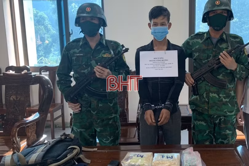 BĐBP Hà Tĩnh bắt đối tượng vận chuyển trái phép 3kg ma túy