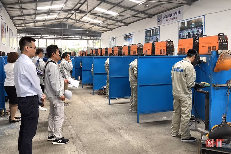 Hà Tĩnh đưa 7.500 lao động đi làm việc ở nước ngoài