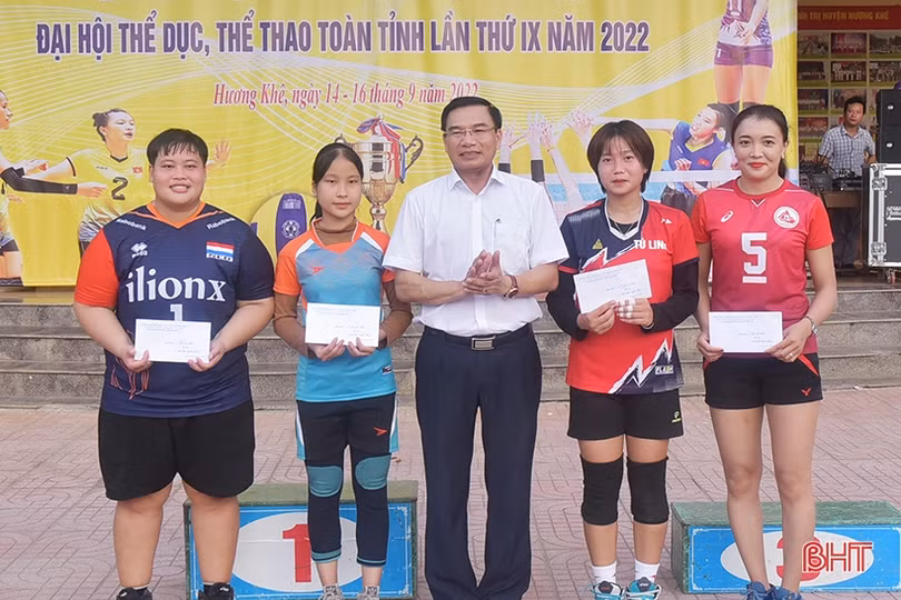 Hương Khê vô địch Giải Bóng chuyền nữ Đại hội TDTT Hà Tĩnh