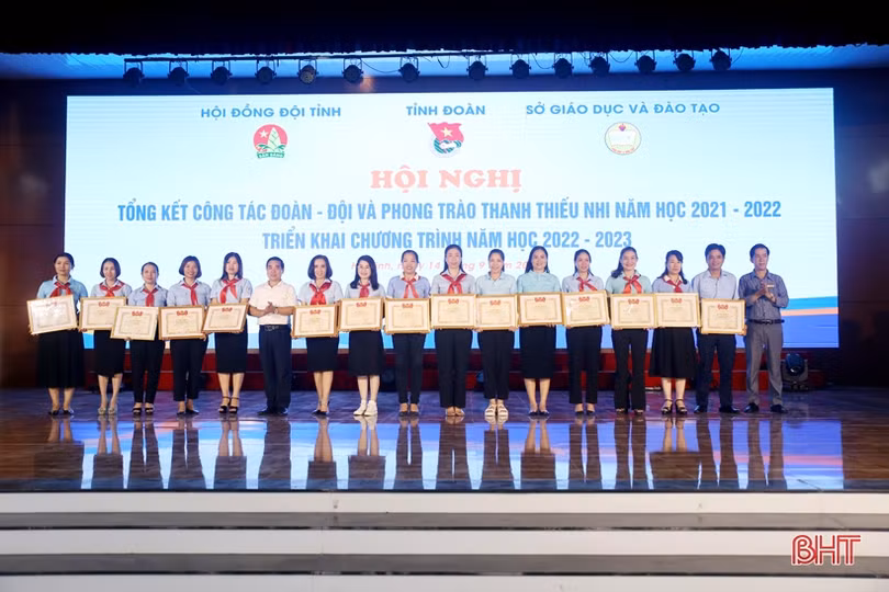 Tiếp tục tập trung cao cho công tác giáo dục đoàn viên, đội viên, thanh thiếu nhi trường học