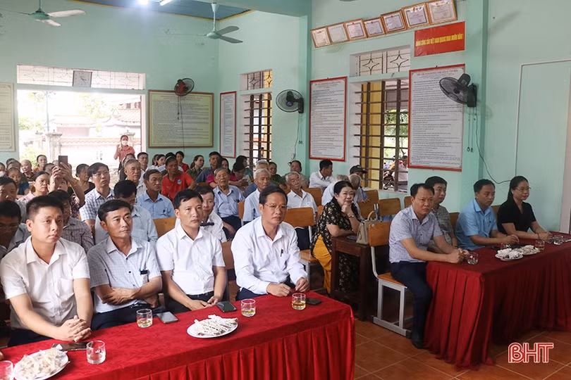 Ra mắt nhà văn hóa cộng đồng - ngôi nhà trí tuệ tại xã Việt Tiến