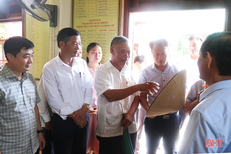 Ra mắt nhà văn hóa cộng đồng - ngôi nhà trí tuệ tại xã Việt Tiến