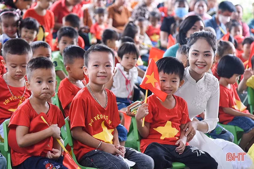 Kinh nghiệm duy trì 100% tỷ lệ bao phủ BHYT học sinh từ các đơn vị dẫn đầu ở BHXH Hà Tĩnh