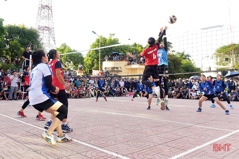 Hương Khê vô địch Giải Bóng chuyền nữ Đại hội TDTT Hà Tĩnh