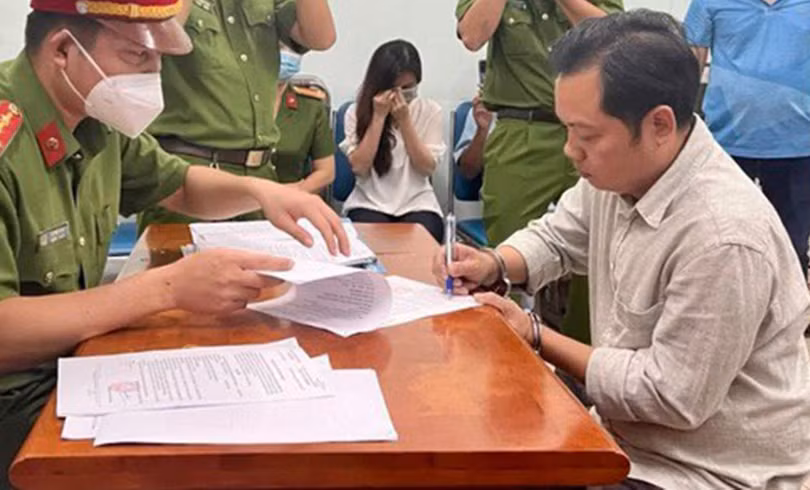 Chủ quán karaoke cháy ở Bình Dương bị bắt