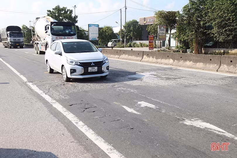 Quốc lộ 1 qua Can Lộc xuống cấp nặng, tiềm ẩn nguy cơ TNGT
