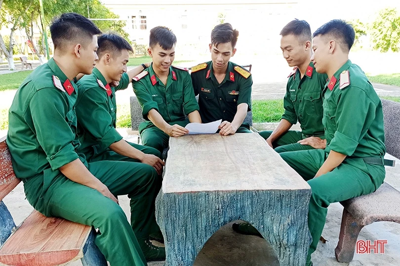 Binh nhất trinh sát đặc nhiệm thỏa ước mơ trở thành sĩ quan biên phòng