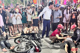 Tái diễn thanh thiếu niên phóng xe máy tốc độ cao, lạng lách trên phố ở Hà Tĩnh