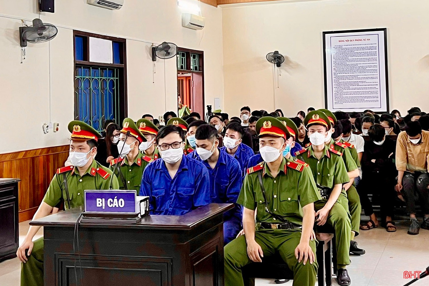 Kiểm sát viên Giang Anh là người thụ lý kiểm sát điều tra, xét xử vụ án Lê Huy Nhật và đồng phạm phạm tội “Lừa đảo chiếm đoạt tài sản”. bqbht_br_img-6203-copy.jpg