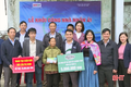 Báo chí Hà Tĩnh đồng hành mang yêu thương đến với người nghèo