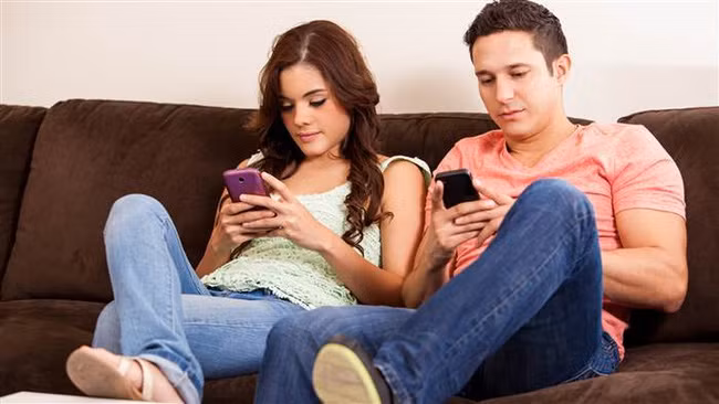3 ly do khien ban khong the roi mat khoi smartphone du chi mot giay