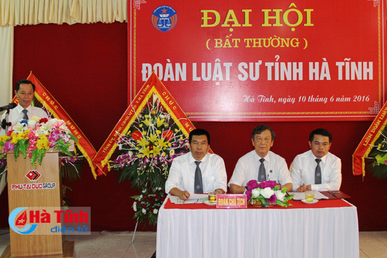doan luat su ha tinh dai hoi bat thuong thong qua noi quy sua doi