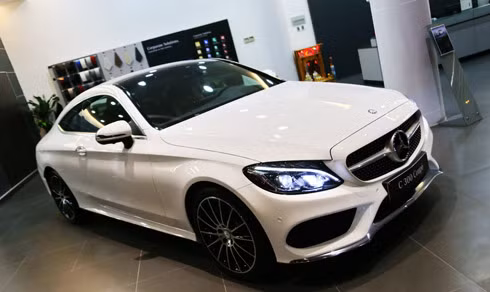 mercedes c300 coupe doc nhat tai viet nam gia 2 69 ty dong
