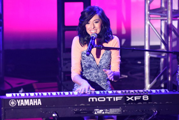 my nu ca si the voice bi ban chet sau dem dien